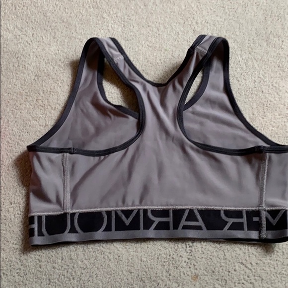 NEW Under Armour Sports bra - Picture 5 of 5